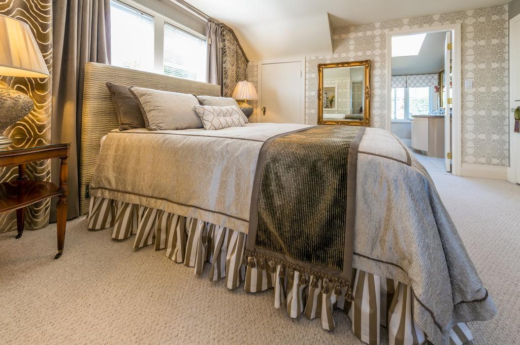 Crystal'S View Bed & Breakfast Норт Ванкувър Екстериор снимка